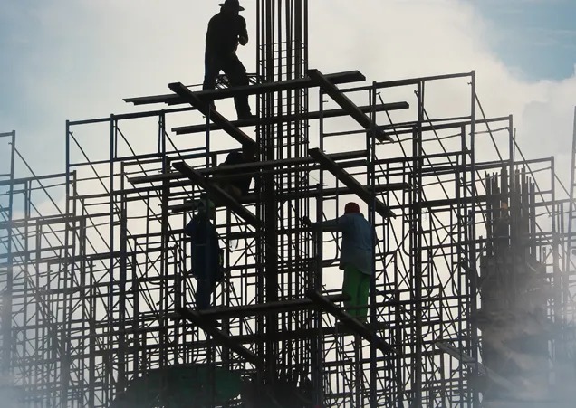 Wrap-up insurance elements illustrated, including coverage for contractors, liability protection, risk management, and financial security in construction projects.